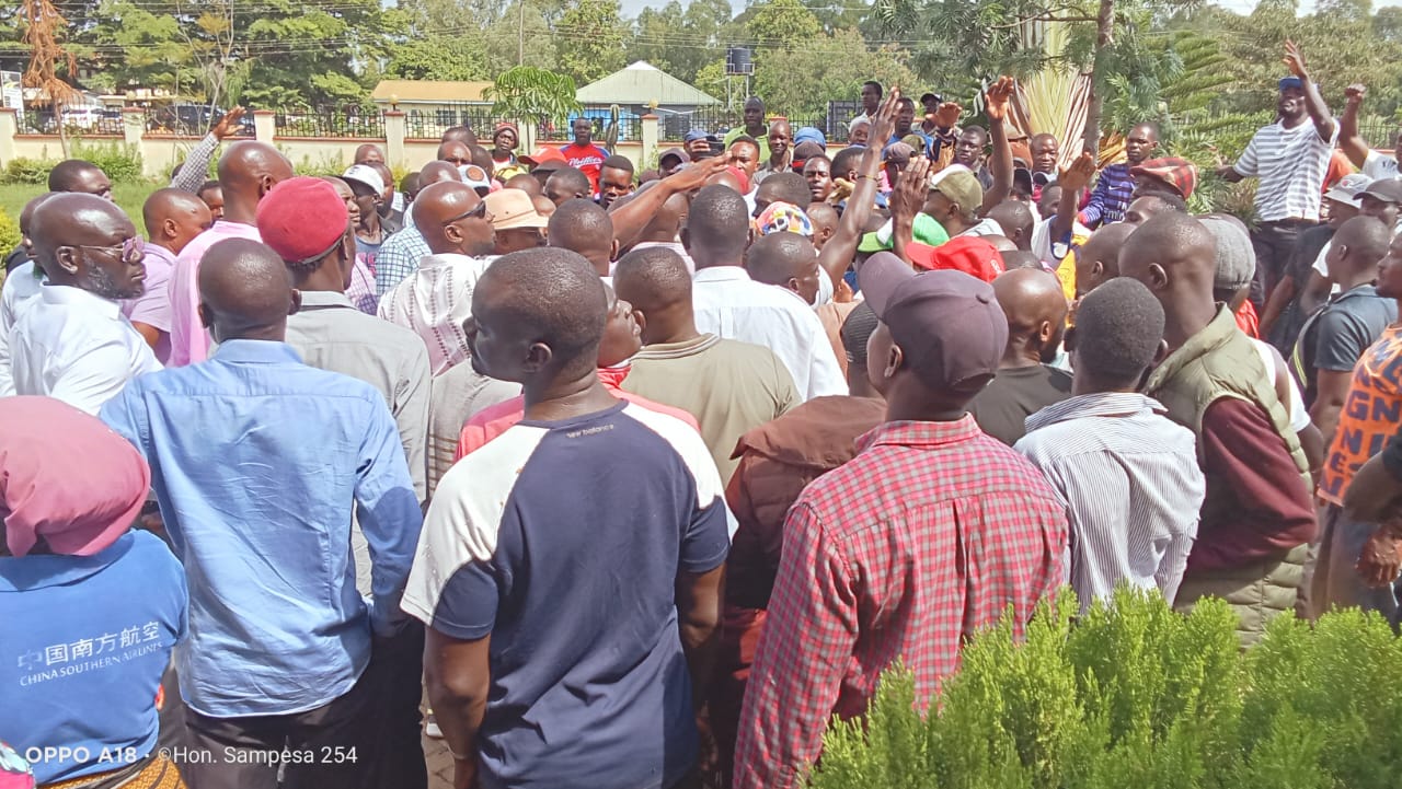 Siaya: Orengo Receives Raucous Welcome on Return to Office