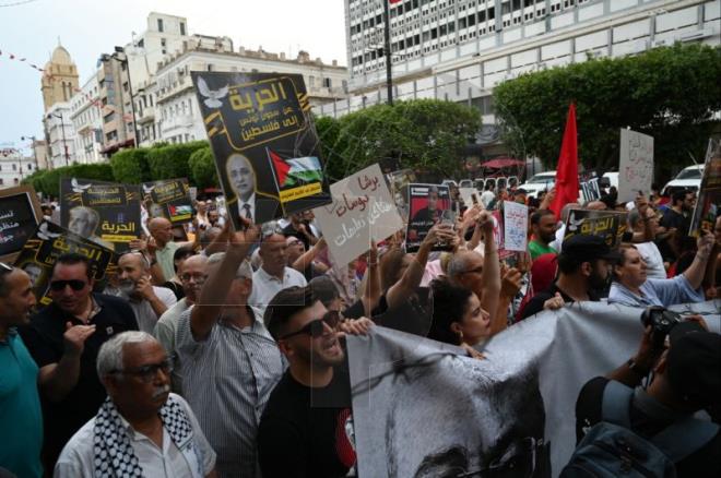 Hundreds of Protestors Against President Kais Saied turn out in Tunisian Streets