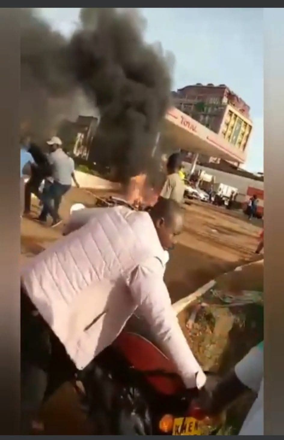 Inferno Devastates Jakobong Garage in Bondo Town: Millions Lost in Blaze Amid Claims of Negligent Fire Response