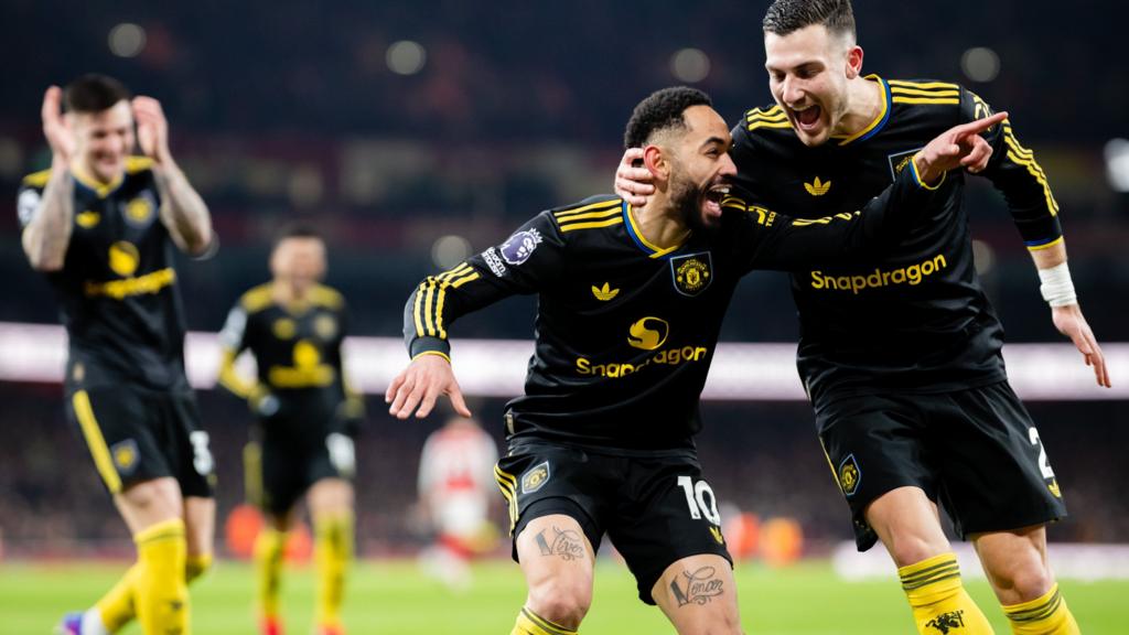 Visitors Manchester United Shock Arsenal in Five-Goal Emirates Thriller