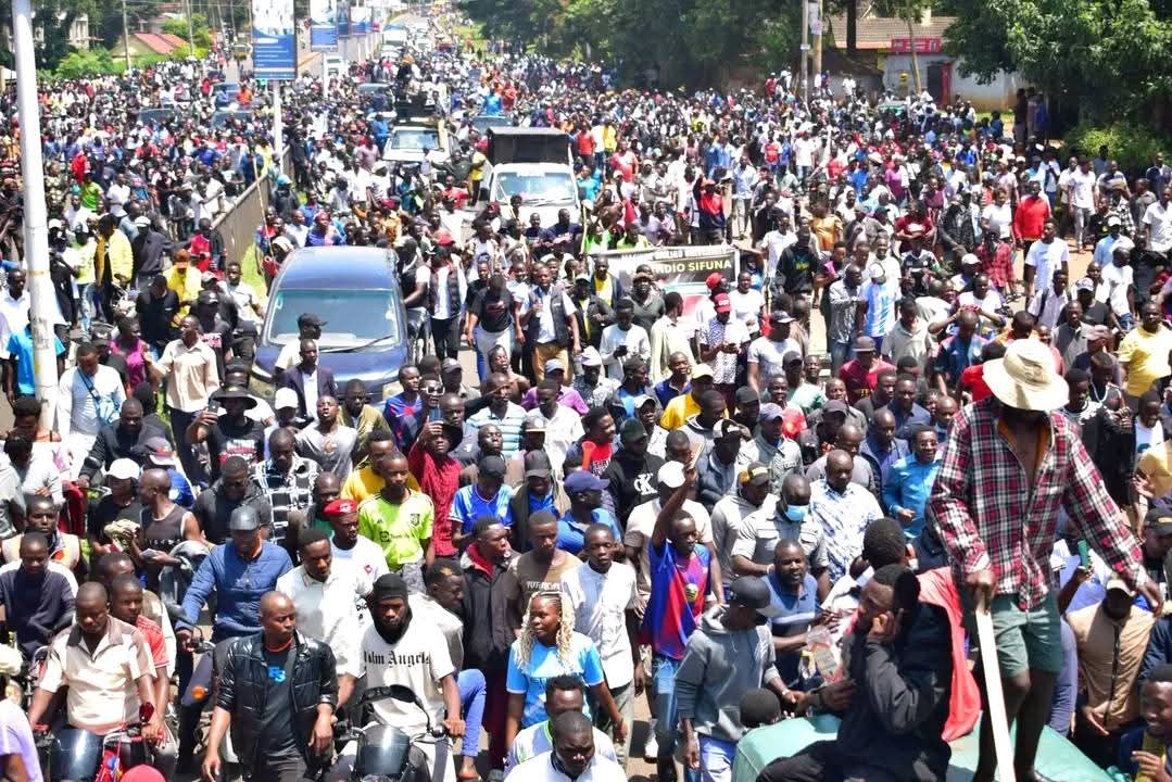 Crowds Defy Tension at Kakamega ‘Linda Mwananchi’ Rally as Political Stakes Rise