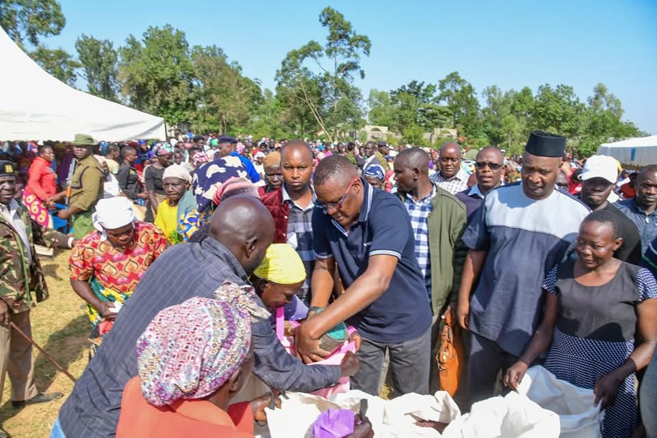 Ugunja DCC Aluodo Under Fire as he Threatens to Sack Chiefs for Feeding Hungry Villagers