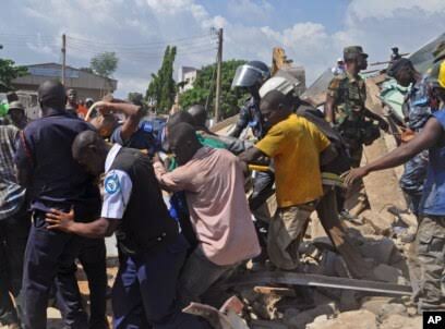 “Pastor Ameona Miniskirt Aka-Faint” Screams In Nairobi Church as Worshippers Explains What Has Happened After the Dramatic Incident